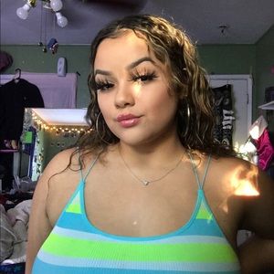 Meet your Posher, Sabrina